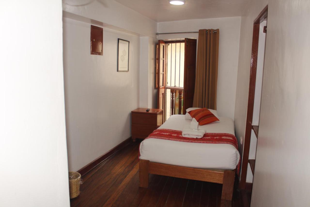Hostal Turistico Illapa Cusco 119 Zewnętrze zdjęcie