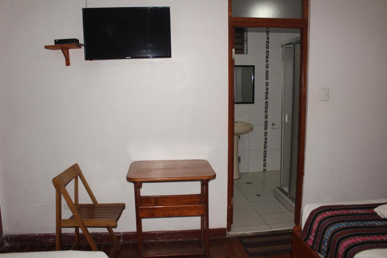 Hostal Turistico Illapa Cusco 119 Zewnętrze zdjęcie