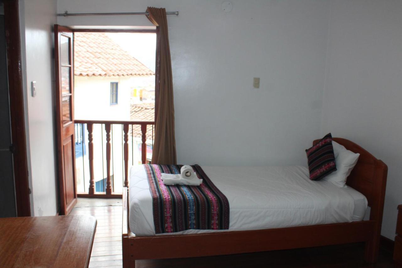 Hostal Turistico Illapa Cusco 119 Zewnętrze zdjęcie